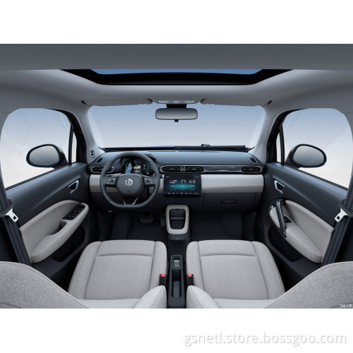 Small Ev Car Easy Parking LeapMotor T03 5doos 4seats Pure Electric Vehicle New Energy Mini Ev Car For Women